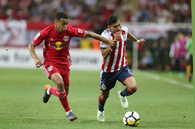 Cuộc đụng độ đỉnh cao giữa Chivas Guadalajara vs New York Red Bulls 