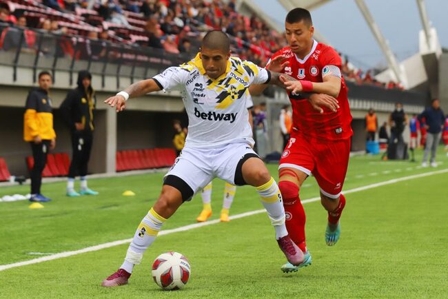 Cuộc đụng độ đỉnh cao giữa Union La Calera vs Coquimbo Unido 